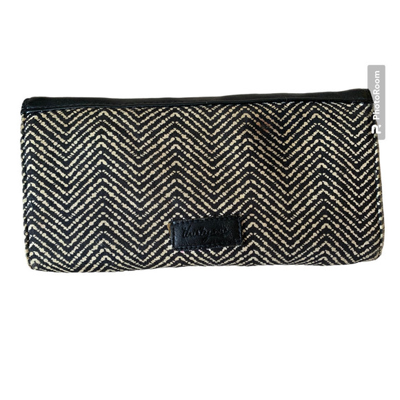 Thirty One Women's Wallet Black White Chevron Striped Tri Fold with Coin Pouch - Picture 2 of 7